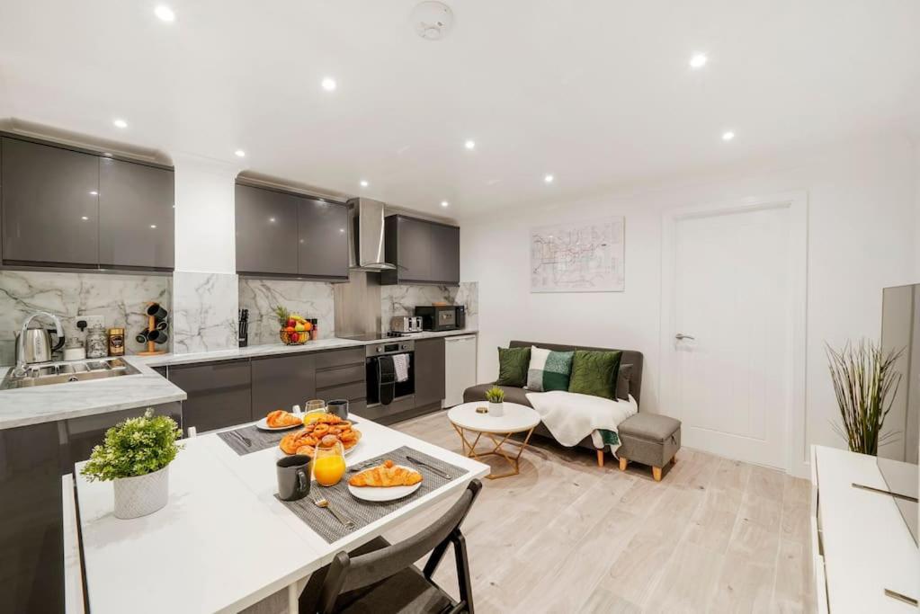 Modern 2 Bedroom Apartment In The Heart Of Londres Exterior foto