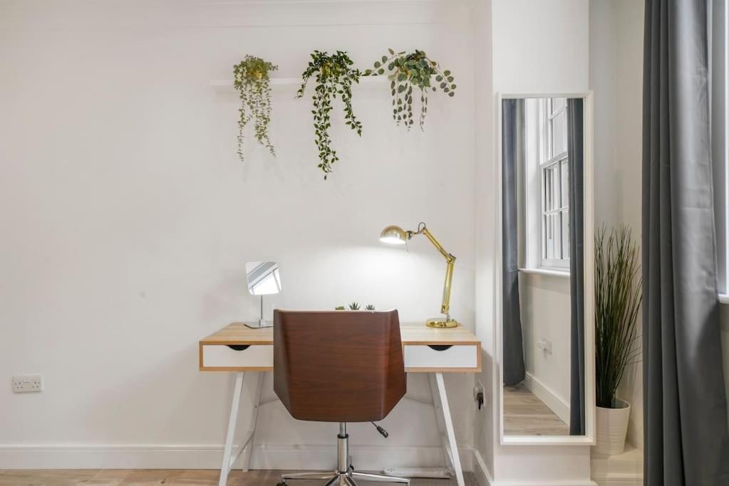 Modern 2 Bedroom Apartment In The Heart Of Londres Exterior foto